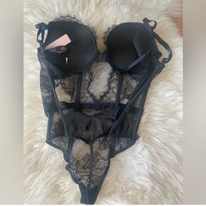 Victoria Secret bodysuit (m)
